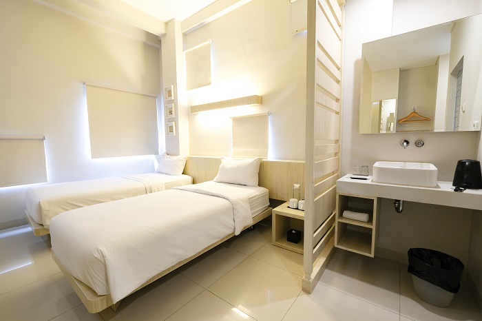 click to enlarge Deluxe Room