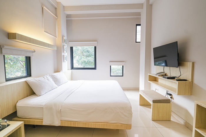 click to enlarge Deluxe Room