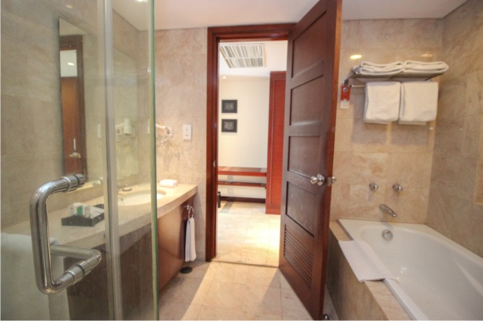 click to enlarge Deluxe Room